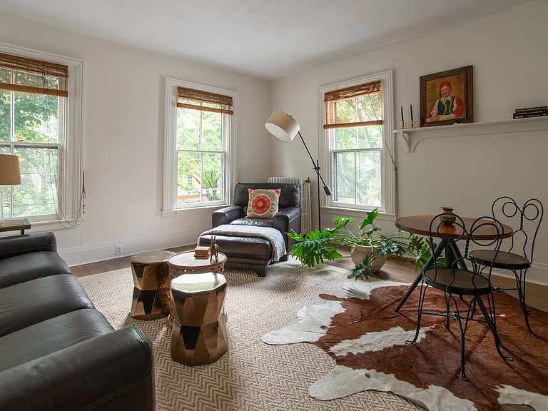 213 Park PL — Photo 2