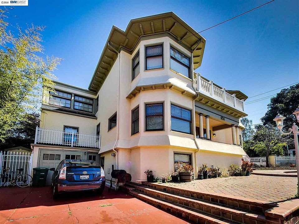 2820 Regent St, Berkeley, CA 94705 Zillow