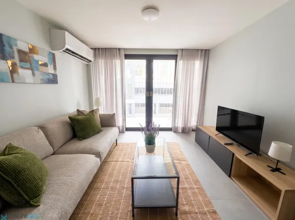 306 Villamil #403, San Juan, PR 00907