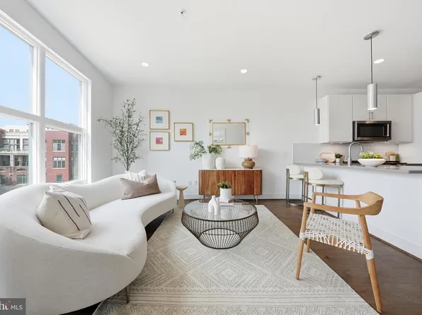 2337 Champlain St NW Unit 305, Washington, DC 20009