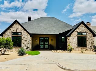 1311 Camelot Ave, Wolfforth, TX 79382