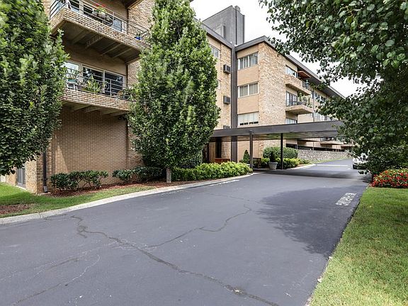 2nd image of 4200 W End Ave APT 406