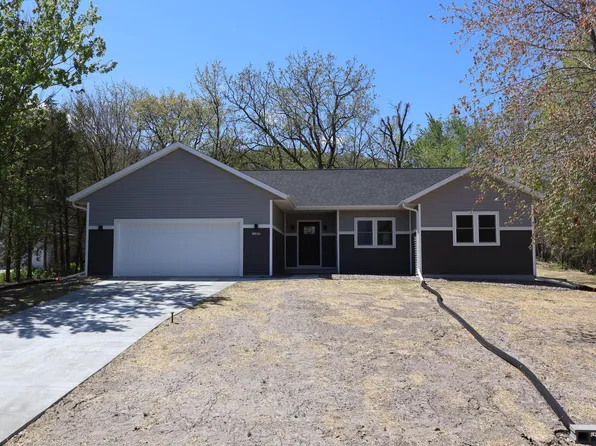 11893 Pine St, Trempealeau, WI 54661