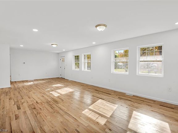 5th image of 187 Shipherd Cir