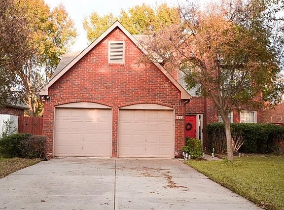 4th image of 1813 Parkwood Dr