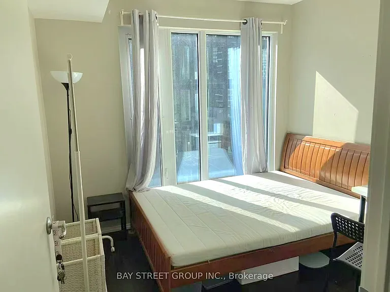 68 Shuter St #1205 — Photo 3