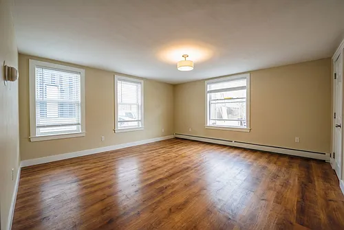 70 Quebec St Photo 1