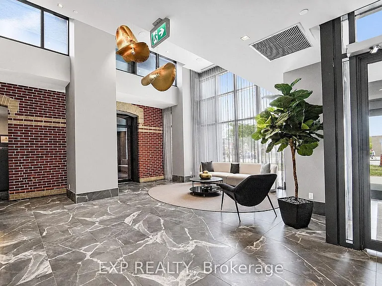 286 Main St #703 — Photo 20