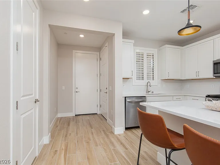 92 Stone Bluff Ln — Photo 5