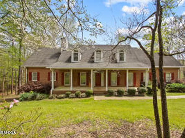 125 Tumbling Shoals Dr, Gray, GA 31032
