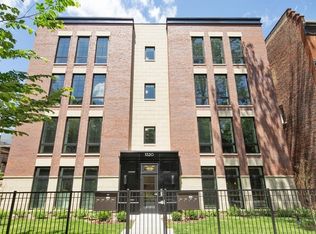 1320 W Lexington St #1E, Chicago, IL 60607