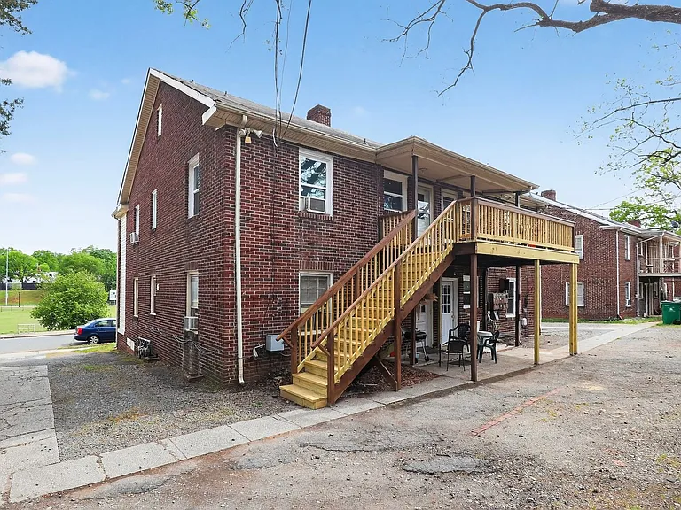 1418 Park Dr #4 — Photo 18