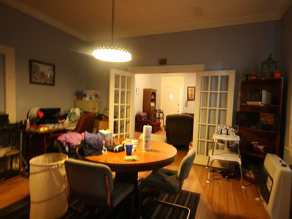3rd image of 616 N Main St