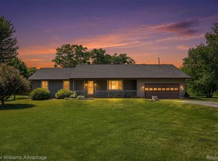 48053 Harris Rd, Belleville, MI 48111