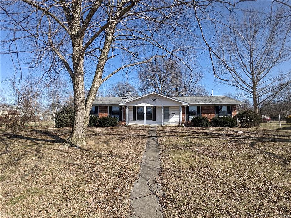 1st image of 610 N Deneen St