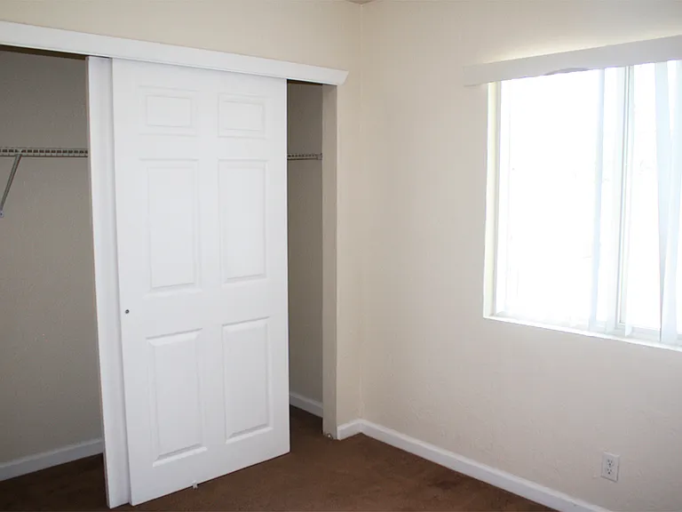 7901 Trumbull Ave. SE — Photo 3