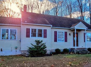 3489 Old Yorktown Rd, Yorktown Heights, NY 10598