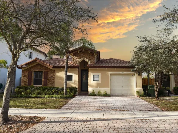 3771 SE 5th Ct, Homestead, FL 33033