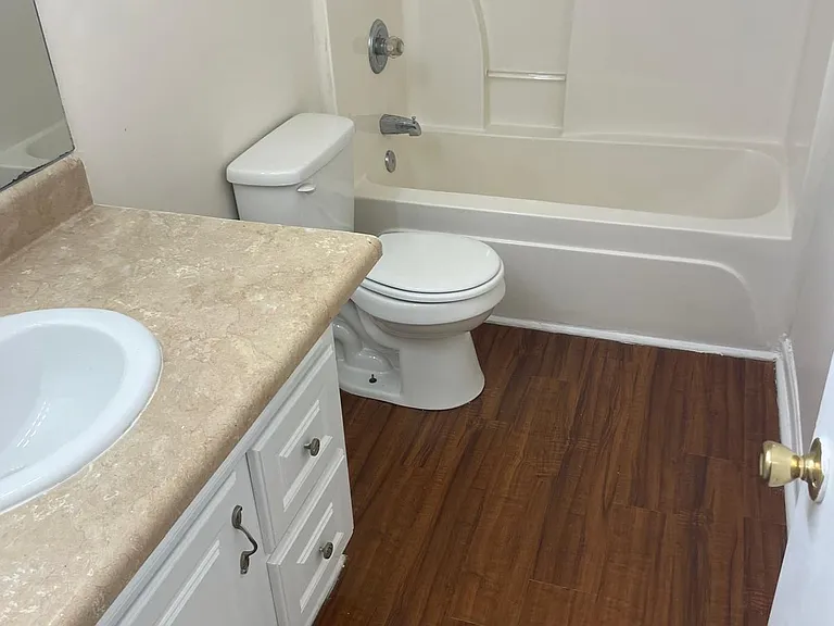 2200 Buchanan St #B — Photo 11