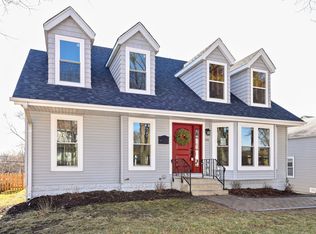 611 Austin St, Downers Grove, IL 60515