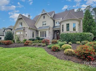 9027 Pine Laurel Dr, Matthews, NC 28104