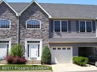 30 Marina Dr, Harveys Lake, PA 18618
