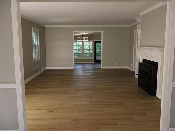 3rd image of 395 Rainbow Dr NW
