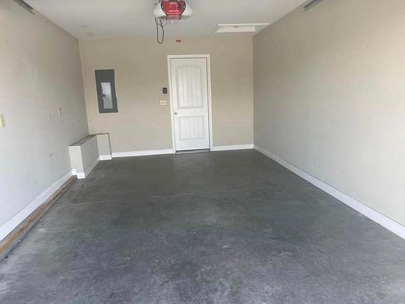 3rd image of 434 Beacon Dr #1A