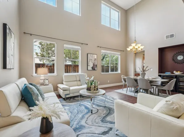 632 S Comunidad St, Mountain House, CA 95391