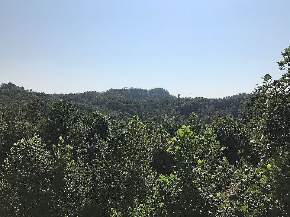 1st image of LOT 27 Caribiner Cres