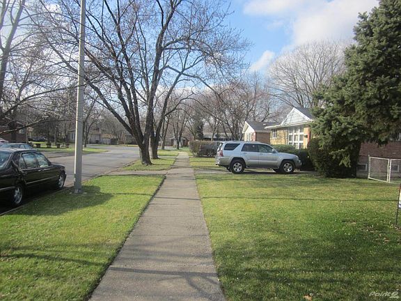 4th image of 269 Lynn Ln
