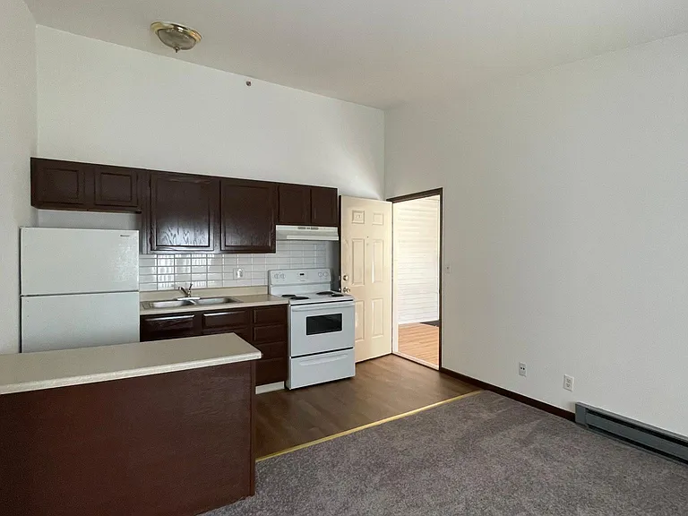 2690 Rudeen Close — Photo 9