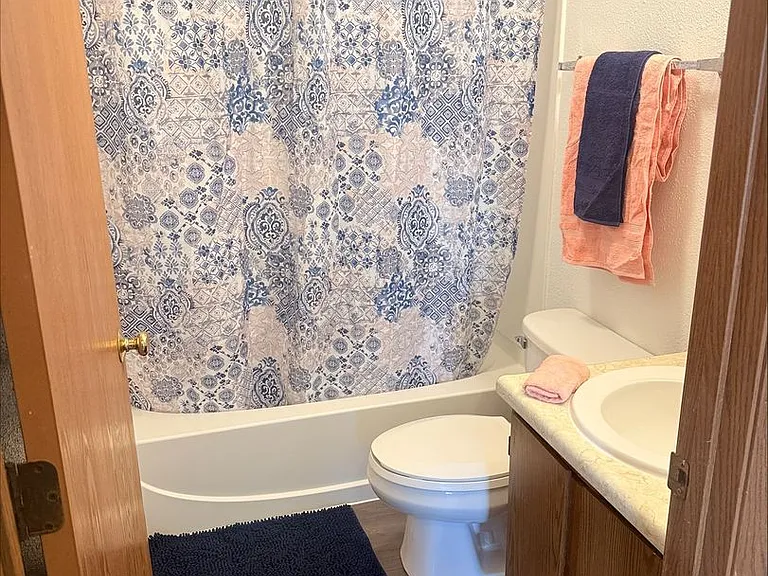 1216 S G Ave — Photo 28