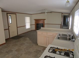128 S Carolina Dr, Elyria, OH 44035