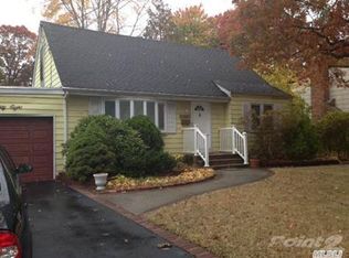 1688 Hendrickson Ave, North Merrick, NY 11566