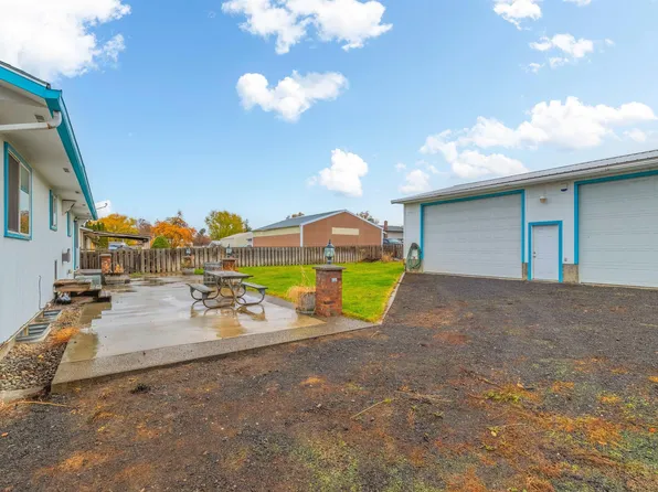 1712 Cedar Dr, Lewiston, ID 83501