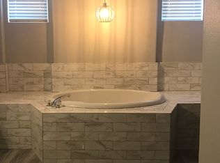 190 Winema Cir, Corona, CA 92881