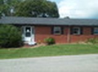 118 Russell St, North Wilkesboro, NC 28659