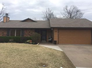 1905 Sandridge St, Enid, OK 73703