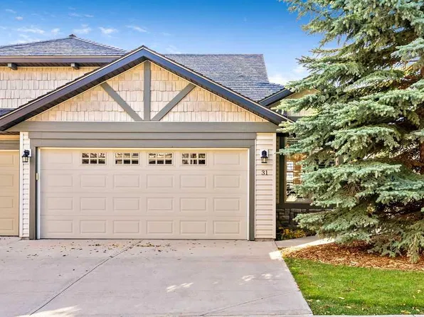 31 N Springbank Ter SW, Calgary, AB T3H 4S8