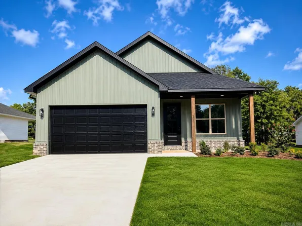 300 S Richards St, Benton, AR 72015