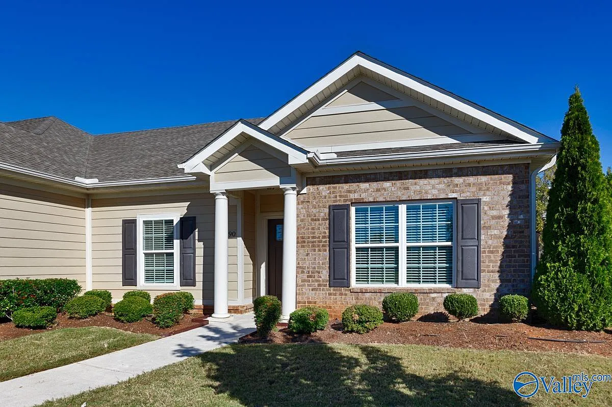 3 bed, 2.0 bath, 1786 sqft, $2,000 — Photo 3