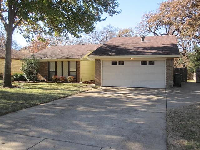 1st image of 2500 Avonhill Dr