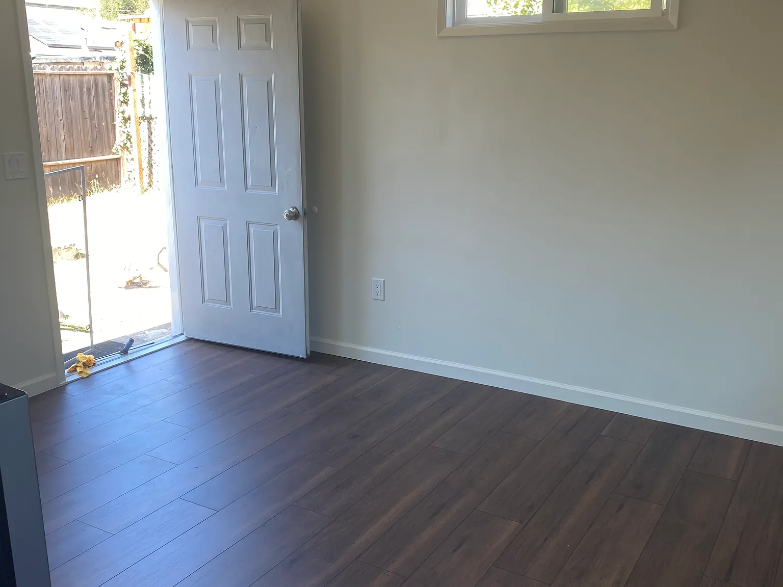 Studio, 250 sqft, $1,800 — Photo 1