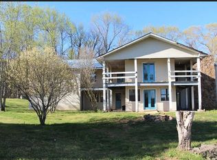 6061 Lowes Gap Rd, Pikeville, TN 37367