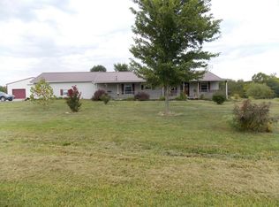 147 Hazel Rd, Simpson, IL 62985