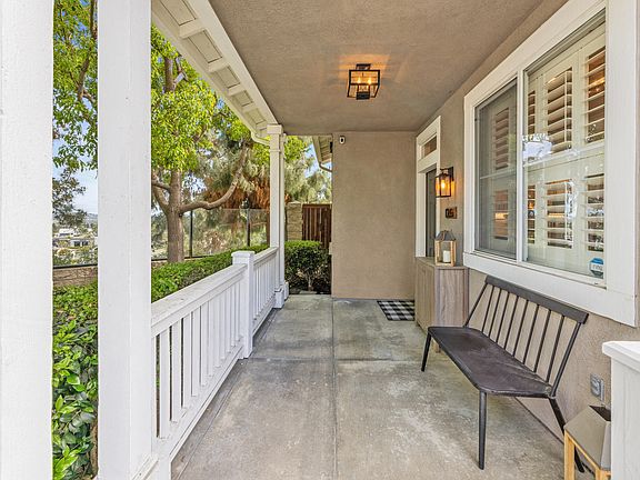 4th image of 126 Nantucket Ln