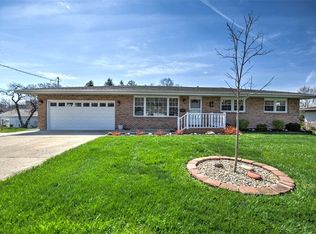 3277 Greenlake Ct, Decatur, IL 62521