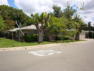 2nd image of 4005 Mulberry Ln