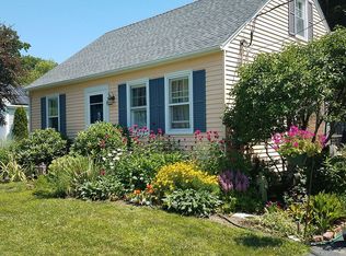 26 Elmview Cir, Dover, NH 03820